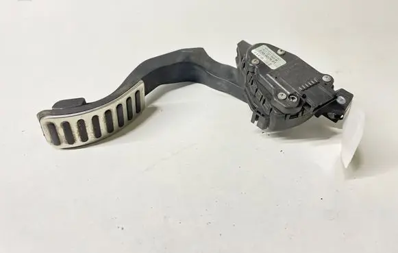 Volkswagen Phaeton Accelerator throttle pedal 3D1721503M F30007901 6PV00777043