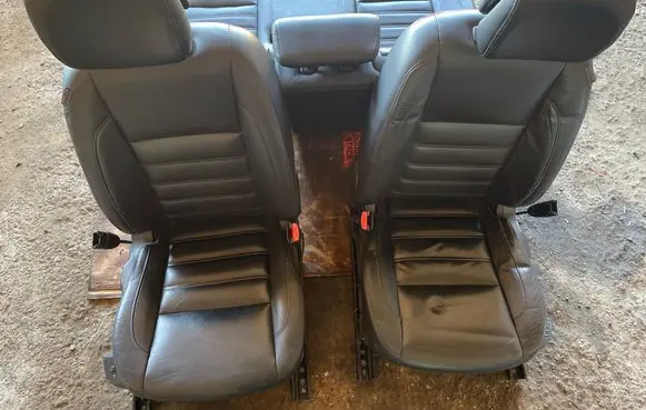 Renault Latitude (L70) Seat and door cards trim set 
