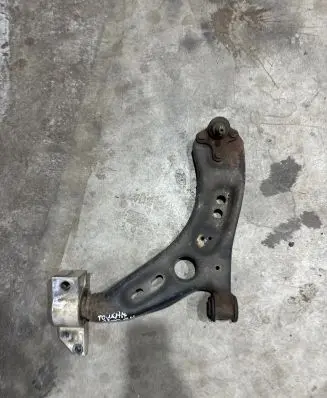 Volkswagen Touran II Front lower control arm/wishbone 1K0407151