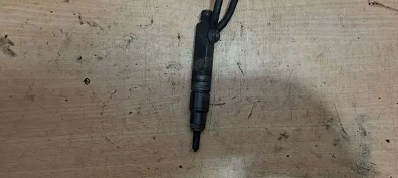 Volkswagen Transporter - Caravelle T4 Fuel injector 074130201C