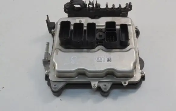 BMW 5 F10 F11 Engine control unit/module ECU 8655428