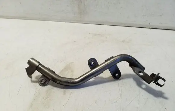 Nissan Navara D23 Engine coolant pipe/hose