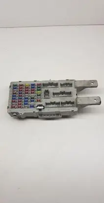 Hyundai Santa Fe Fuse module 919502B400 1006327037 2B4000606240767