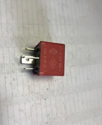 Opel Vivaro Other relay 7700844682A