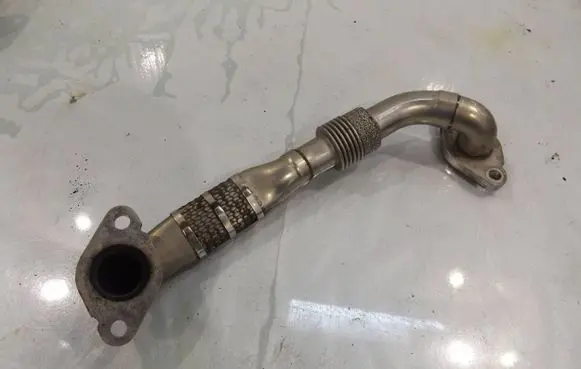 Audi A4 S4 B6 8E 8H EGR valve line/pipe/hose 03G131
