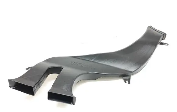 BMW X7 G07 Cabin air duct channel 7466100 1164 18292910