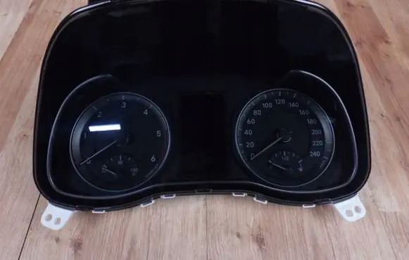 Hyundai Kona I Speedometer (instrument cluster) 94023J9510