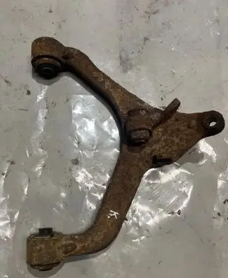 Jeep Cherokee III KJ Front lower control arm/wishbone