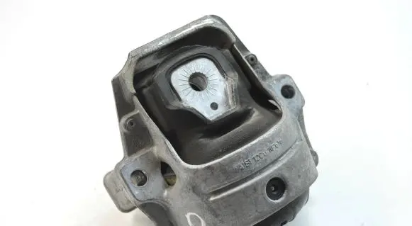 Audi A5 Sportback 8TA Engine mount bracket 8K0199381