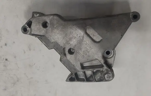 Audi A3 S3 8P Engine mount bracket 03G199207E
