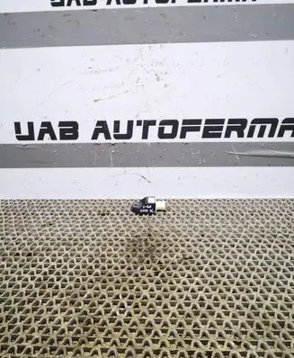 Hyundai i40 Airbag deployment crash/impact sensor 959200U000