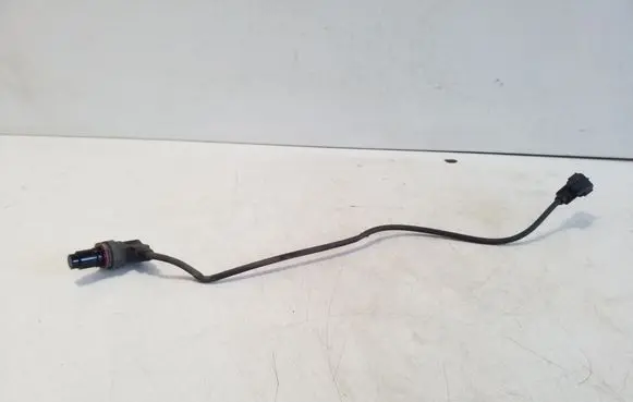 KIA Stonic Camshaft position sensor 3918004070