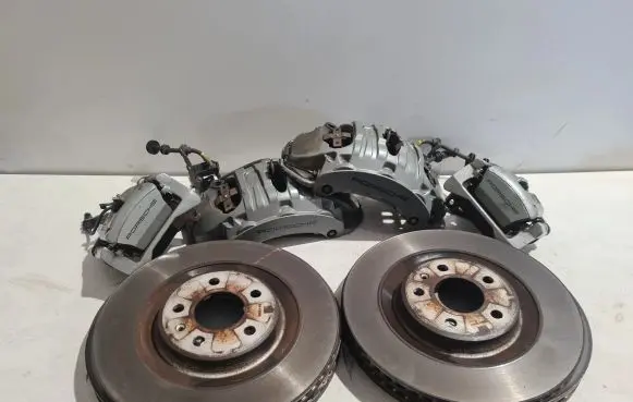 Porsche Macan (95B) Brake discs and calipers set 95B615106CA 95B615406M