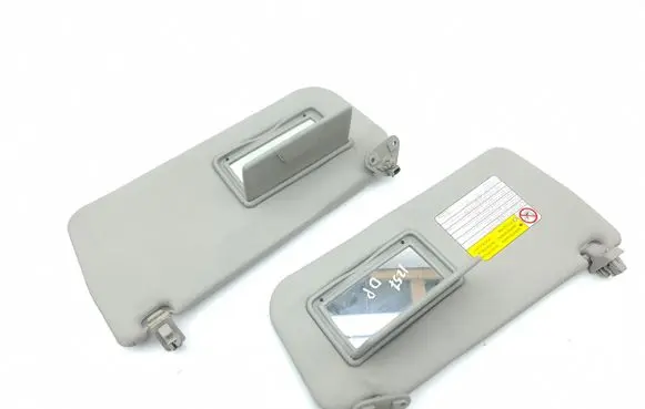 Mitsubishi Pajero Sun visor