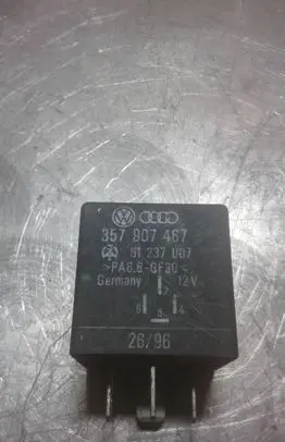 Volkswagen Golf IV Other relay 357907467 61237007