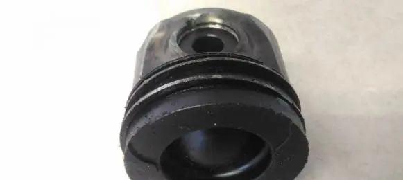 Toyota Avensis T250 Piston 86l78