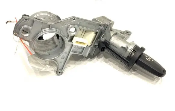 Opel Astra H Ignition lock N0501881
