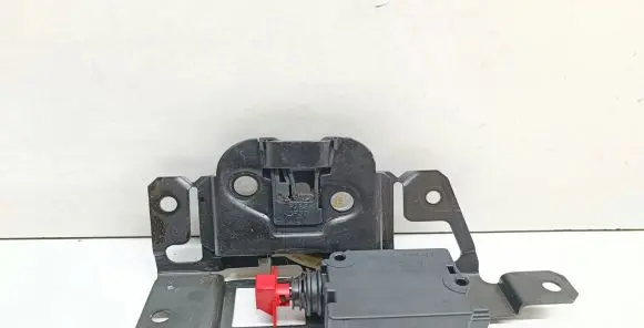 BMW X3 E83 Tailgate/trunk/boot lock/catch/latch 7057364 51247057364