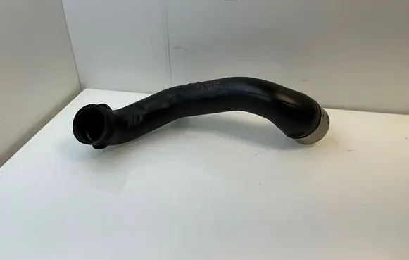 BMW 6 F06 Gran coupe Intercooler hose/pipe 7582314