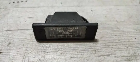 Nissan Qashqai Number plate light 25300100