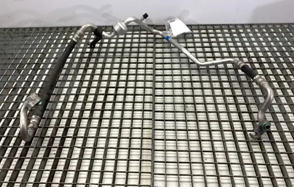 KIA Venga Air conditioning (A/C) pipe/hose