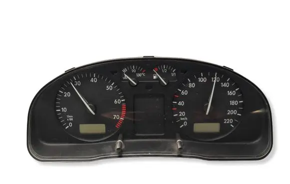 Volkswagen PASSAT B5 Speedometer (instrument cluster) 09051969901