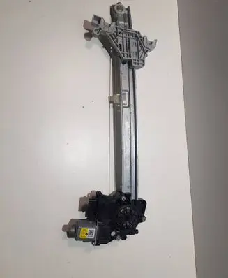 Hyundai Kona II Front door window regulator motor 82460BE010 82402BE010 013082302V