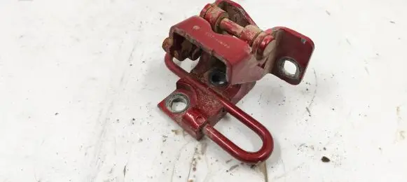 Volkswagen Jetta V Rear door lower hinge
