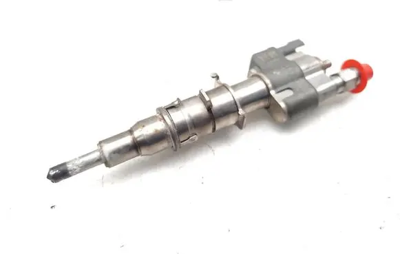 BMW 3 E90 E91 Fuel injector 7589048 7589048-06