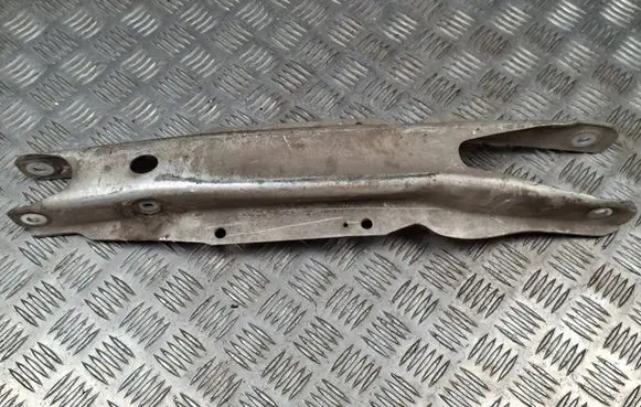 Mercedes-Benz GLA W156 Rear control arm A2463520202 H005