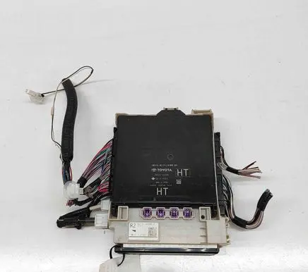 Toyota RAV 4 (XA50) Central body control module 8273042890A 8922142390
