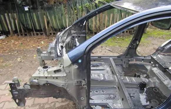 Peugeot 108 Front quarter panel KRIS46786