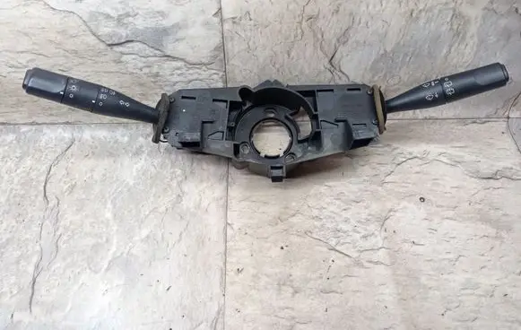 Peugeot 206 Wiper turn signal indicator stalk/switch 9630605180 96049597ZL 96307460ZL