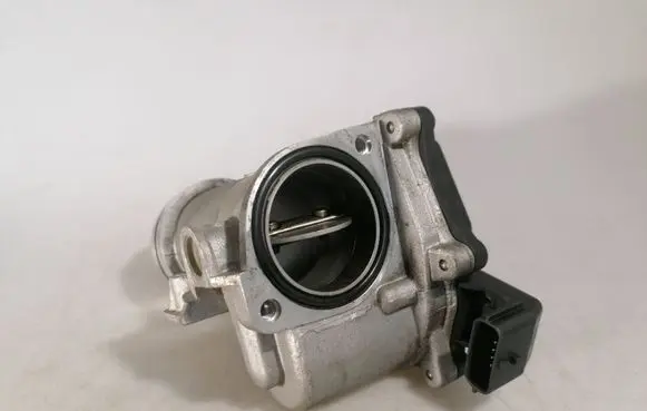 Renault Trafic III (X82) Throttle valve 8200614985 301009403