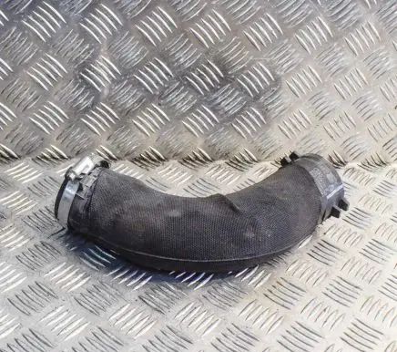 Audi A7 S7 4G Intercooler hose/pipe 4G0145737R