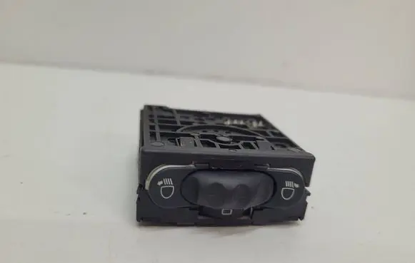Nissan Interstar Headlight level height control switch 820006042