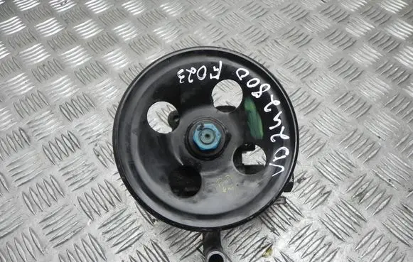 KIA Sorento Power steering pump 3B011A8C