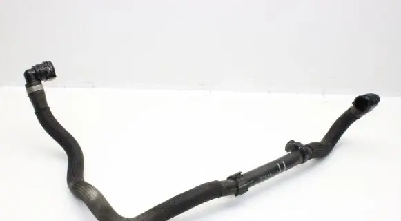 Peugeot 2008 II Engine coolant pipe/hose