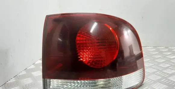 Volkswagen Touareg I Rear/tail lights 28258002
