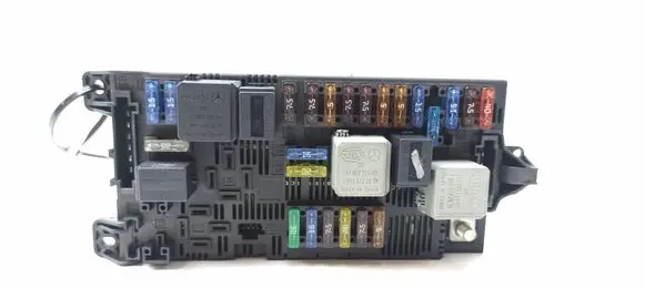 Mercedes-Benz E W211 Fuse module 2115453801 A2115453801