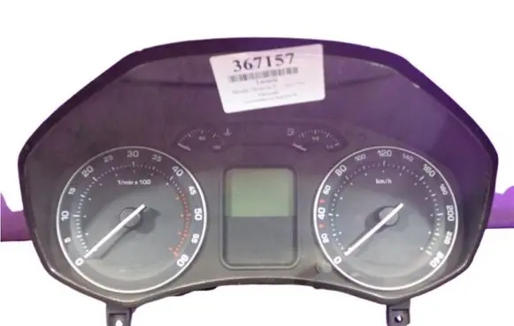 Speedometer (instrument cluster)