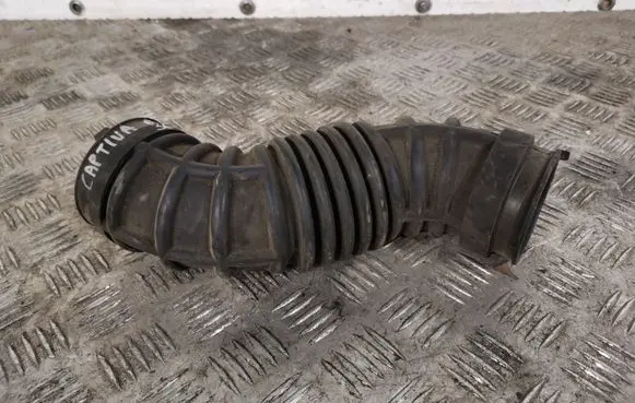 Chevrolet Captiva Air intake hose/pipe 96628960