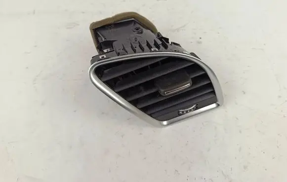 Audi A4 S4 B8 8K Dashboard side air vent grill/cover trim 8T1820902G