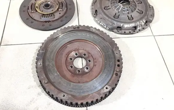 Opel Vivaro Clutch set kit 6200241241 324034410