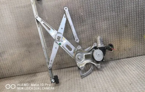 Lexus GS 300 350 430 450H Front door window regulator with motor 8572030330