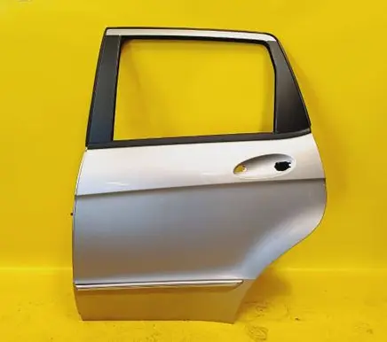 Mercedes-Benz A W169 Rear door 
