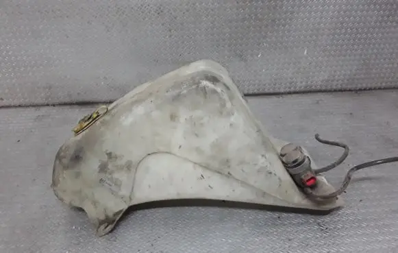 Opel Frontera A Windshield washer fluid reservoir/tank
