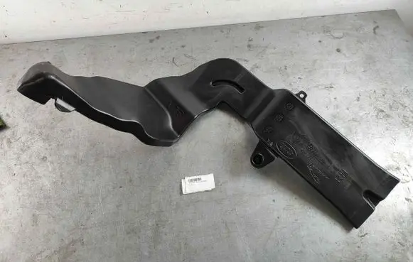 Jaguar F-Pace Cabin air duct channel T4A3151