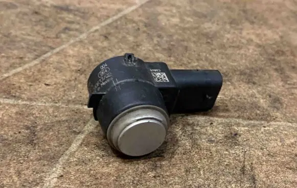 Mercedes-Benz E W212 Parking PDC sensor 2125420018