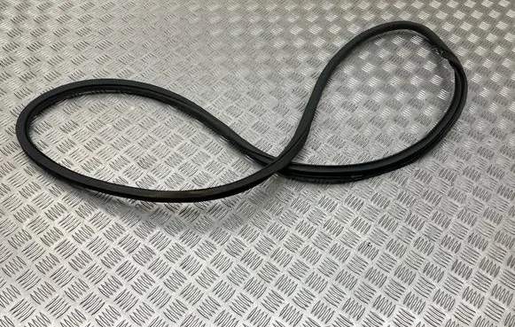 Mercedes-Benz C W206 Front door rubber seal